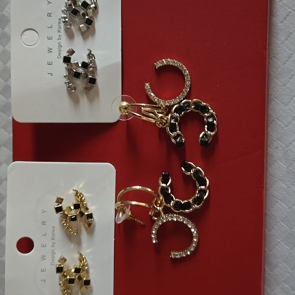 ⚘️Elegant Fashion Gold and Silver Earrings Set